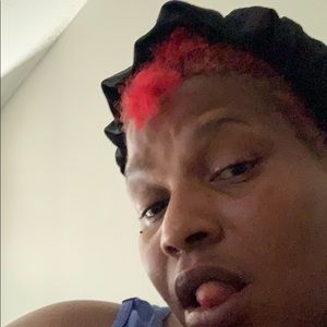 Meet your Posher, Felicia